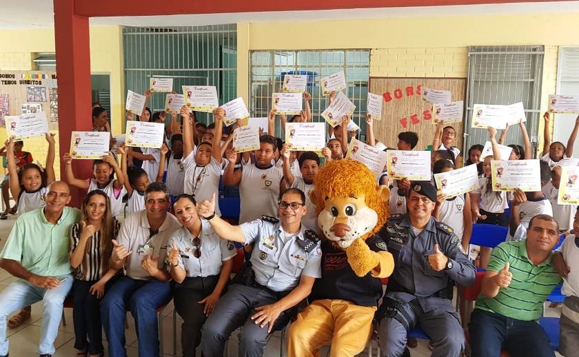 PMES - Formatura do Proerd é realizada em Viana