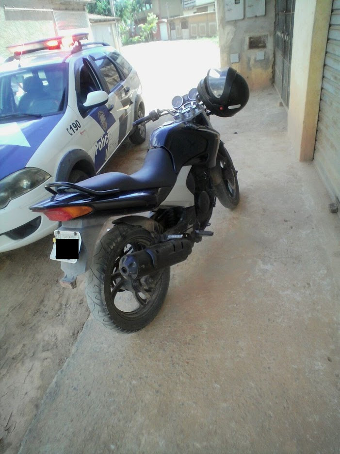 Motocicleta recuperada no Village da Luz-1