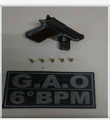 Polícia Militar apreende armas -  drogas e prende foragidos da Justiça na Serra