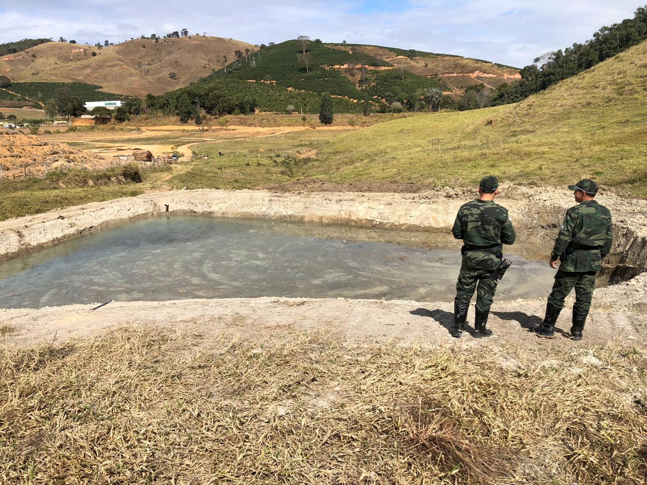  Denúncias de crimes ambientais são constatadas na zona rural de Dores do Rio Preto